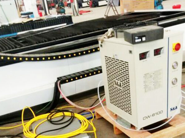 Охладитель CW-6100 воды S&A для охлаждать лазер волокна 1KW