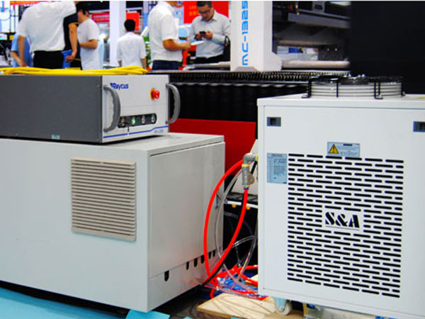 Охладитель CWFL-500 воды лазера S&A для охлаждая лазера волокна Raycus 500W