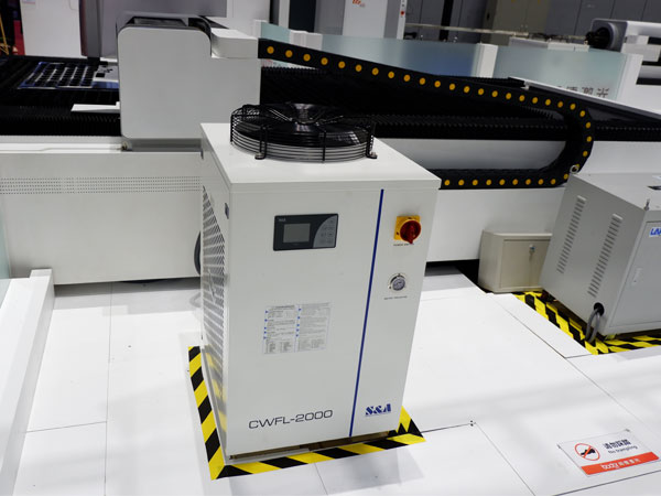 Система CWFL-2000 охладителя воды S&A обеспечивает эффективный охлаждать для автомата для резки пробки лазера Bodor